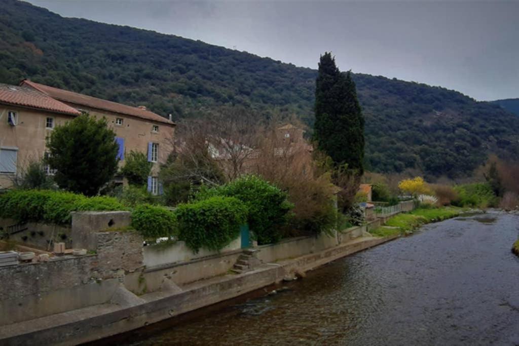 Villa Havre De Paix Au Pied De La Montagne Les Ilhes Exterior foto